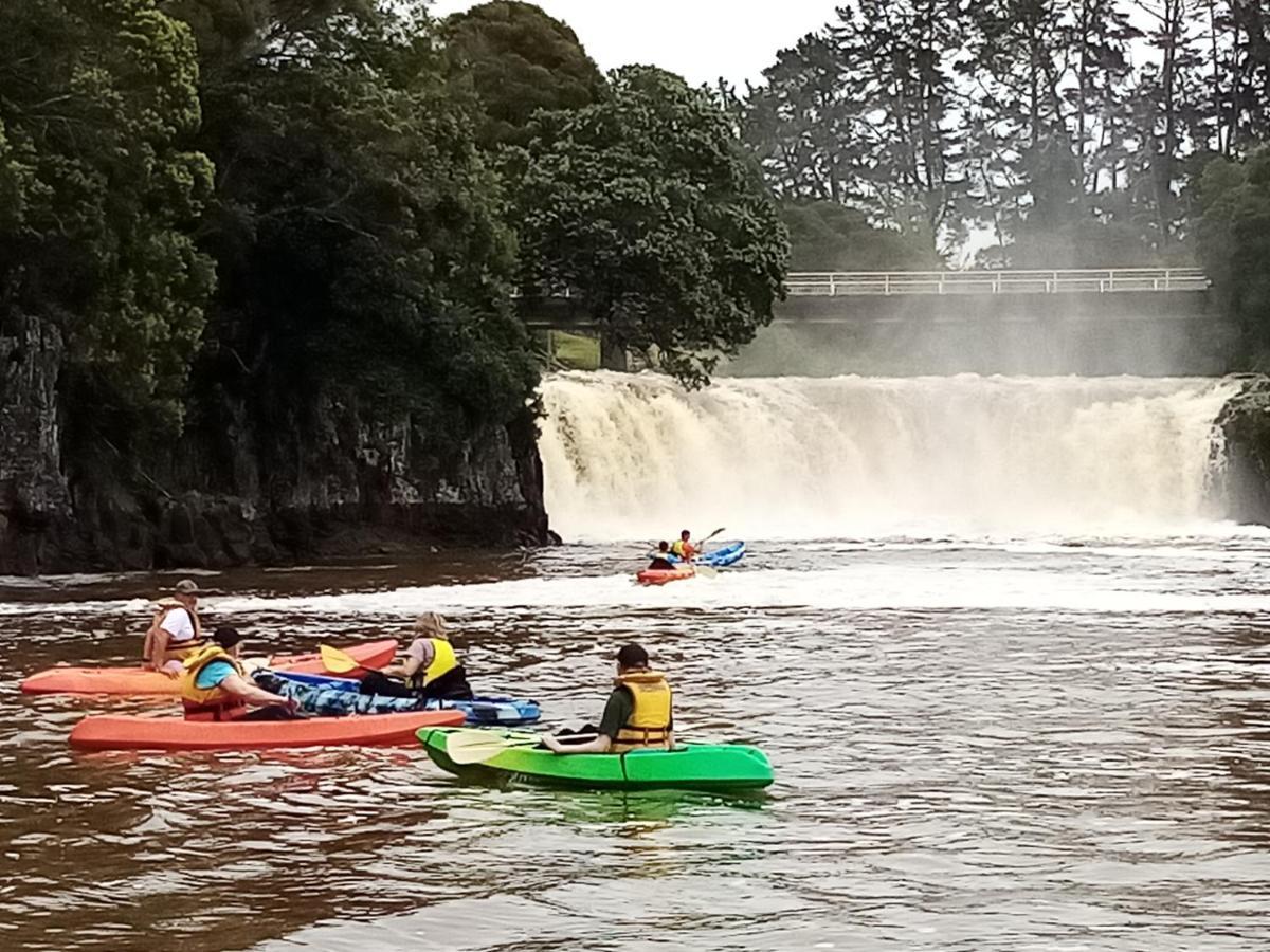 Waterfalls Estate - Motel & Campground Paihia Bagian luar foto
