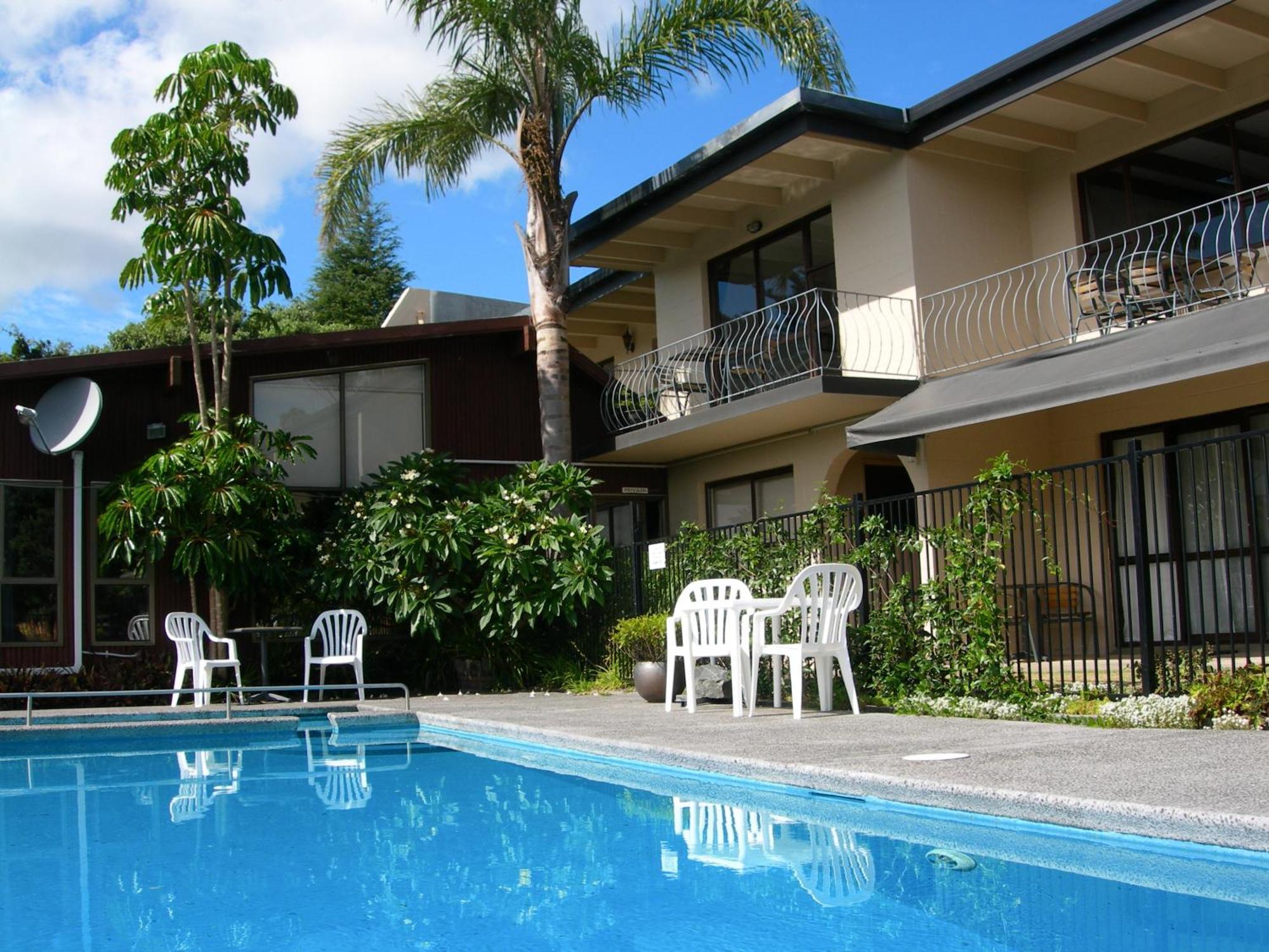 Waterfalls Estate - Motel & Campground Paihia Bagian luar foto